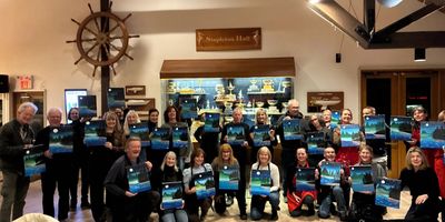 Mobile paint party in Toronto. Corporate team building paint and sip. 