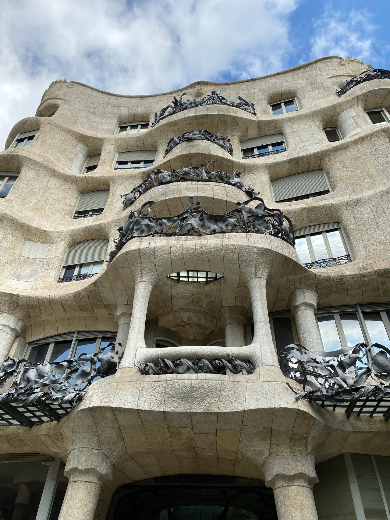 La Pedrera's front facade La Pedrera's front facade