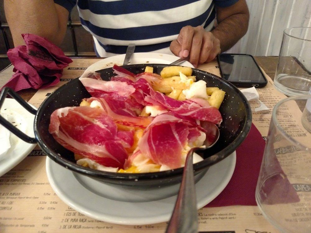 The main course - which we could not finish. Eggs and potatoes with cheese and some hamon on top The main course - which we could not finish. Eggs and potatoes with cheese and some hamon on top