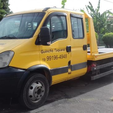 auto socorro ,serviço de guincho para carros. motos, camionetes e vans 
serviço rápido 
aceito pagam