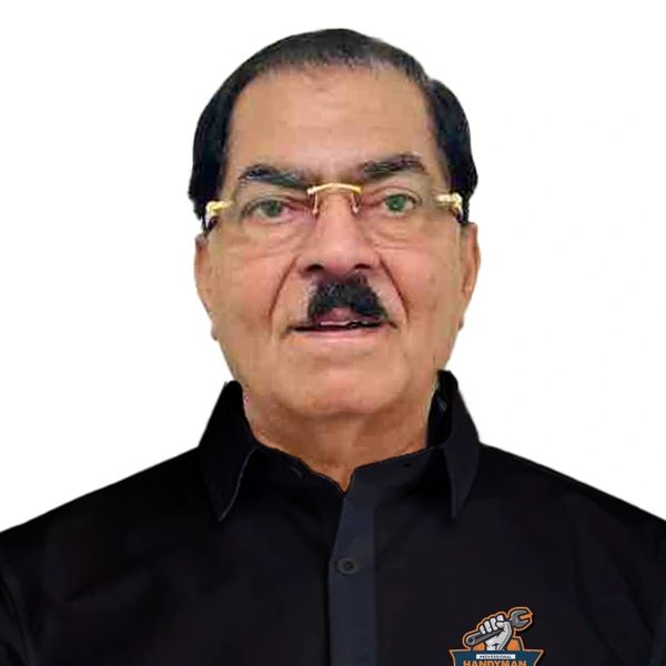 Being one of the oldest hoteliers in the UAE, Mr Mahindra holds over 55 years of experience in the U