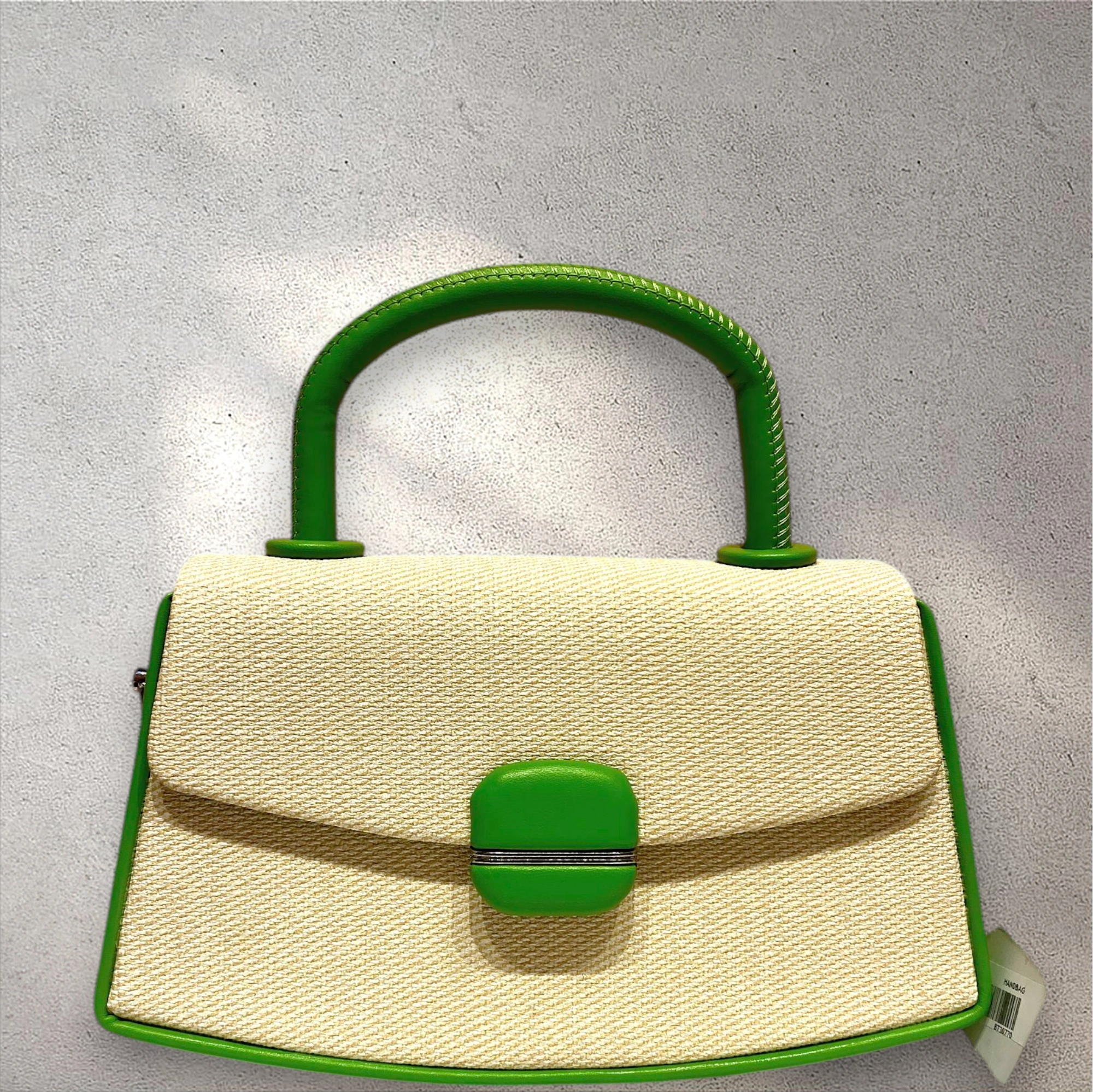//img1.wsimg.com/isteam/ip/1588b73b-995a-45a1-b570-db0cc0534959/ols/green%20wala%20purse.png/:/rs=w:1300,h:800