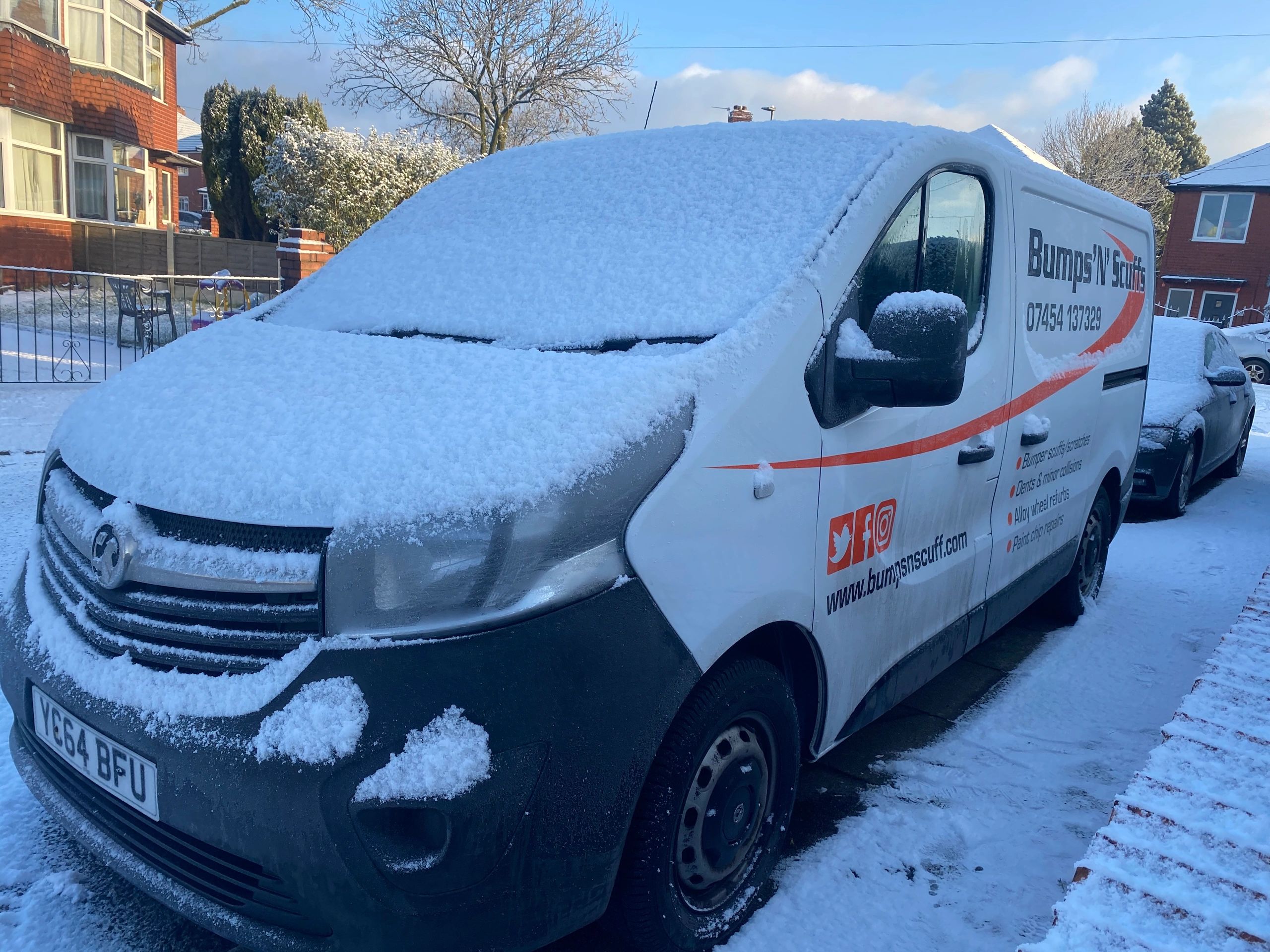 Mobile Car Body Repairs Manchester BumpsnScuffs