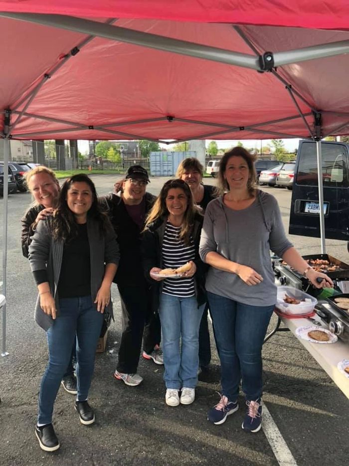 Trumbull Helps Collecting Donations Trumbull Food Pantry