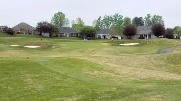 Hole 8. Uphill par 3. Finally no water on this hole. But play at least one club extra up the hill. D