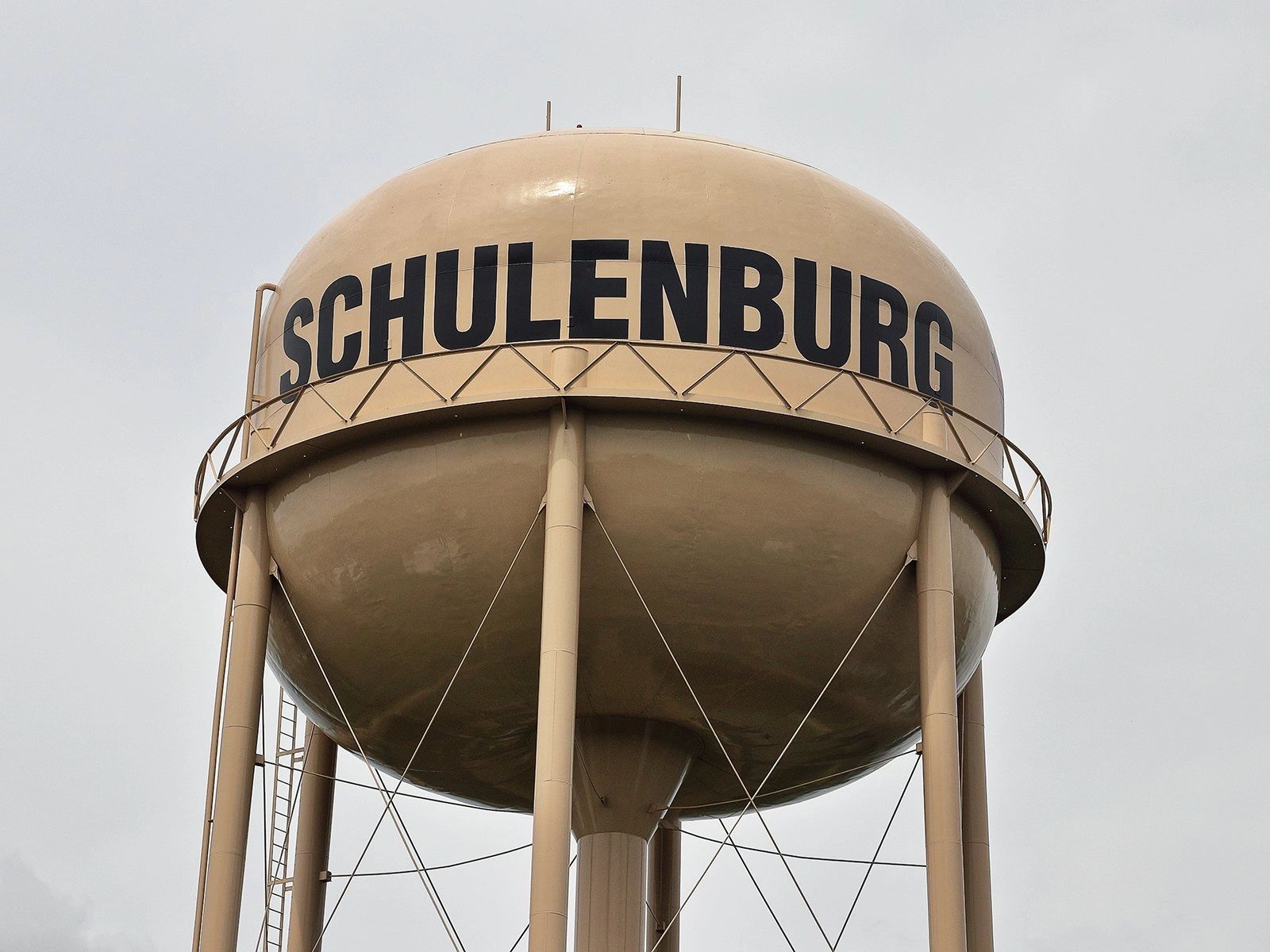 Schulemburg water tower