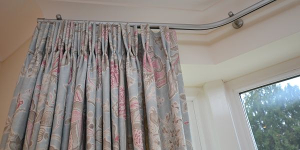Made to measure bay poles