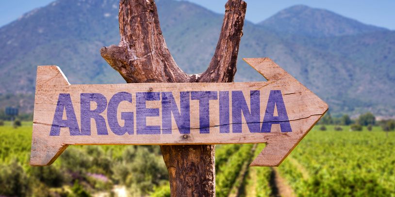 Argentina wine arrow