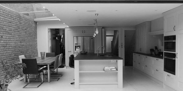 APX Project Management, Kitchen extension, bespoke furniture, bi folding glass doors.
