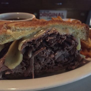 Bones' French Quarter in West St. Louis County, signature sandwich, Beef & Brick
