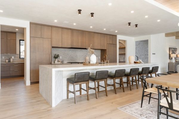 Custom Cabinets
White Oak Cabinets
Modern Cabinets
Denver Kitchen Designer
Kitchen Designer Denver