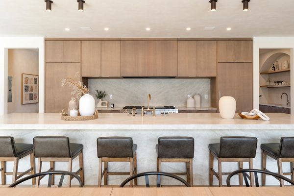 Custom Cabinets
White Oak Cabinets
Modern Cabinets
Denver Kitchen Designer
Kitchen Designer Denver