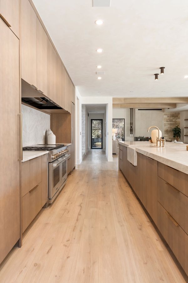 Custom Cabinets
White Oak Cabinets
Modern Cabinets
Denver Kitchen Designer
Kitchen Designer Denver