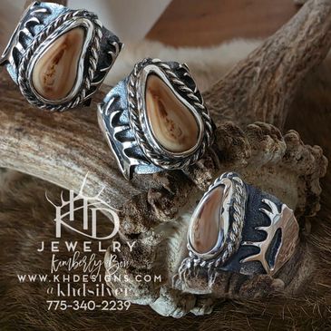 Double Elk Siloutte ring!  🔥🔥🔥
Solid heavy sterling, amazing elk ivory, dark industrial 