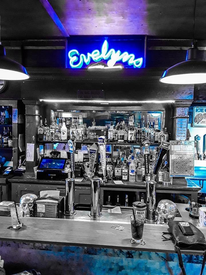 Evelyn's Tavern