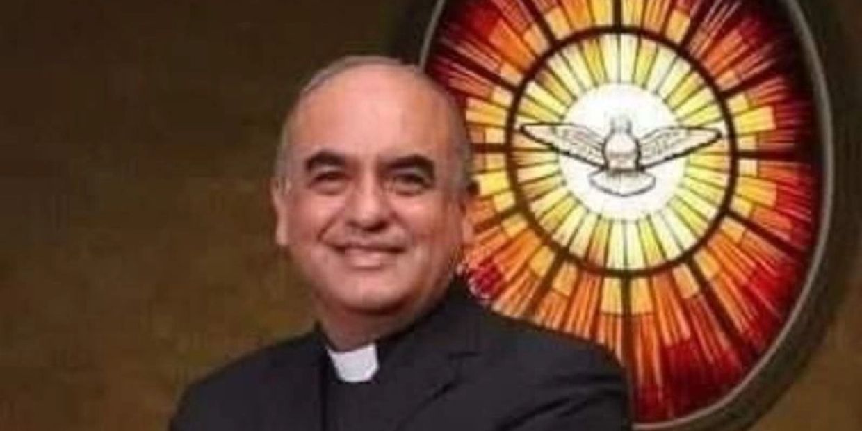 Vaticano expulsa al sacerdote Salvador Valadez por abusos sexuales