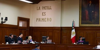 Valida Corte a UIF bloquear cuentas sin intervención del MP u orden judicial