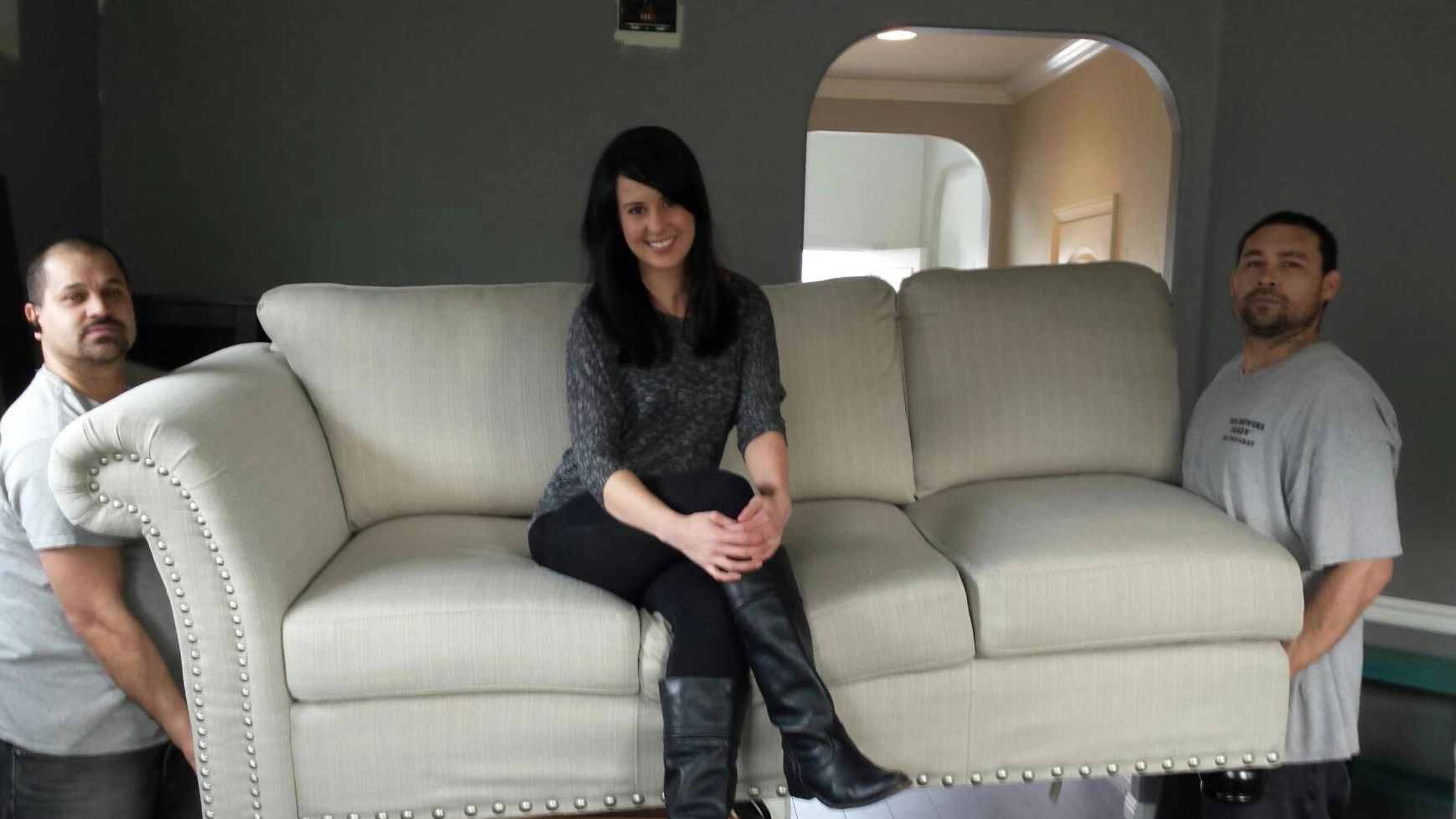 Girl On Couch.  Portland Movers Ready in Vanvouver WA.