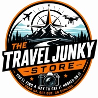 Thetraveljunkystore.com