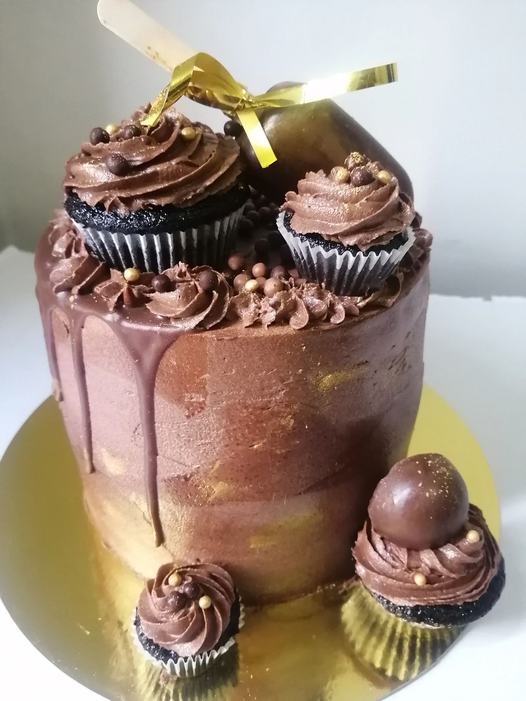 15cm triple chocolate cake 4 layers 