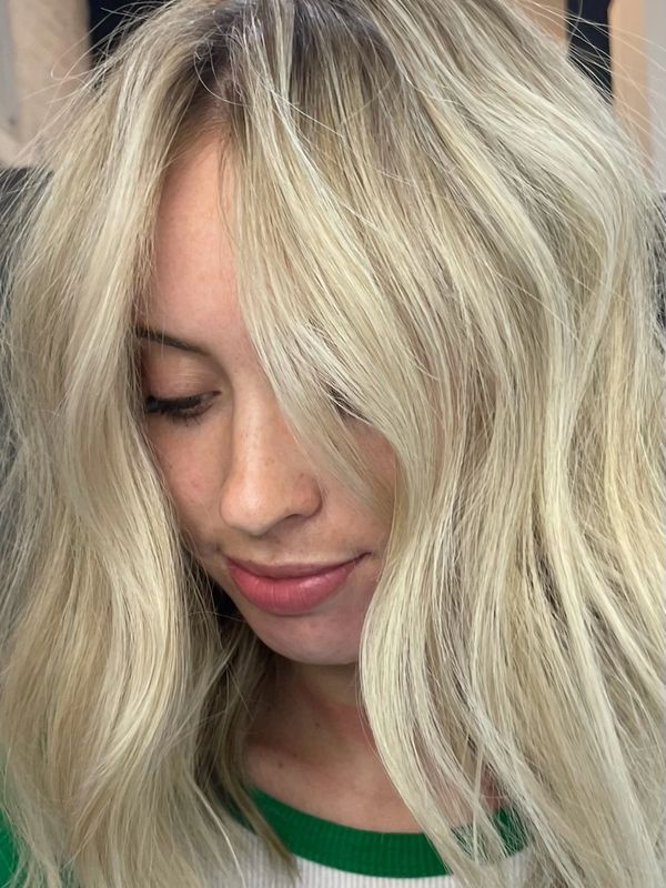best balayage nyc
new york city top blonde specialist
expensive blonde
natural blonde new york
