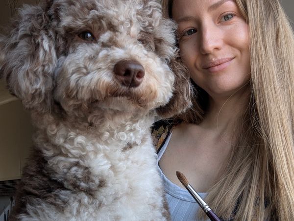 UK based pet portrait artist Jo Shepherd with her Miniature Poodle Jasper