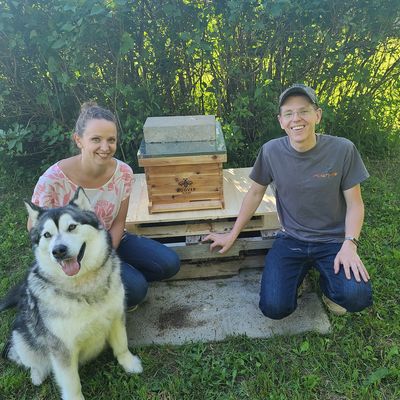 A family picture with our first beehive!