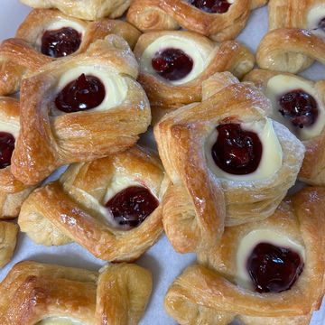 Cherry danish