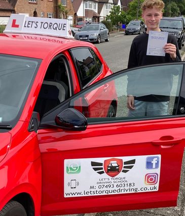 Driving lessons near me in Orpington; Charlie W passed with Let's Torque Driving School!