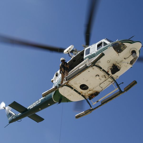 B412 SAR operation onshore and offshore hoist medevac