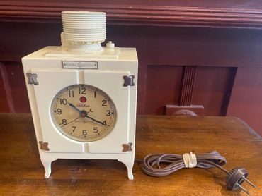 Rare GE Telechron refrigerator clock
