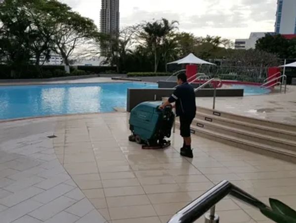 Hotel and resort cleaning