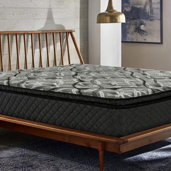 Queen Pillow Top Mattress