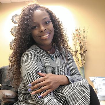 Charisse Moore, LAC – Culturally Responsive Therapy for Black Women and LGBTQ+ Clients