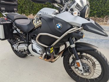 BMW R1200 GSA available to rent in the greater Palm Springs area at Desert Moto Rentals 800-373-MOTO