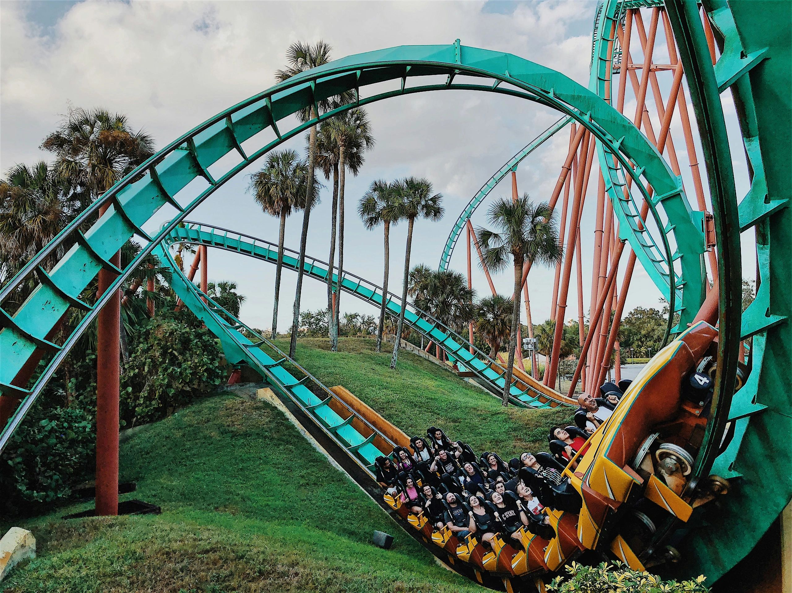 Coaster Reviews: Thrilling Roller Coaster Ratings