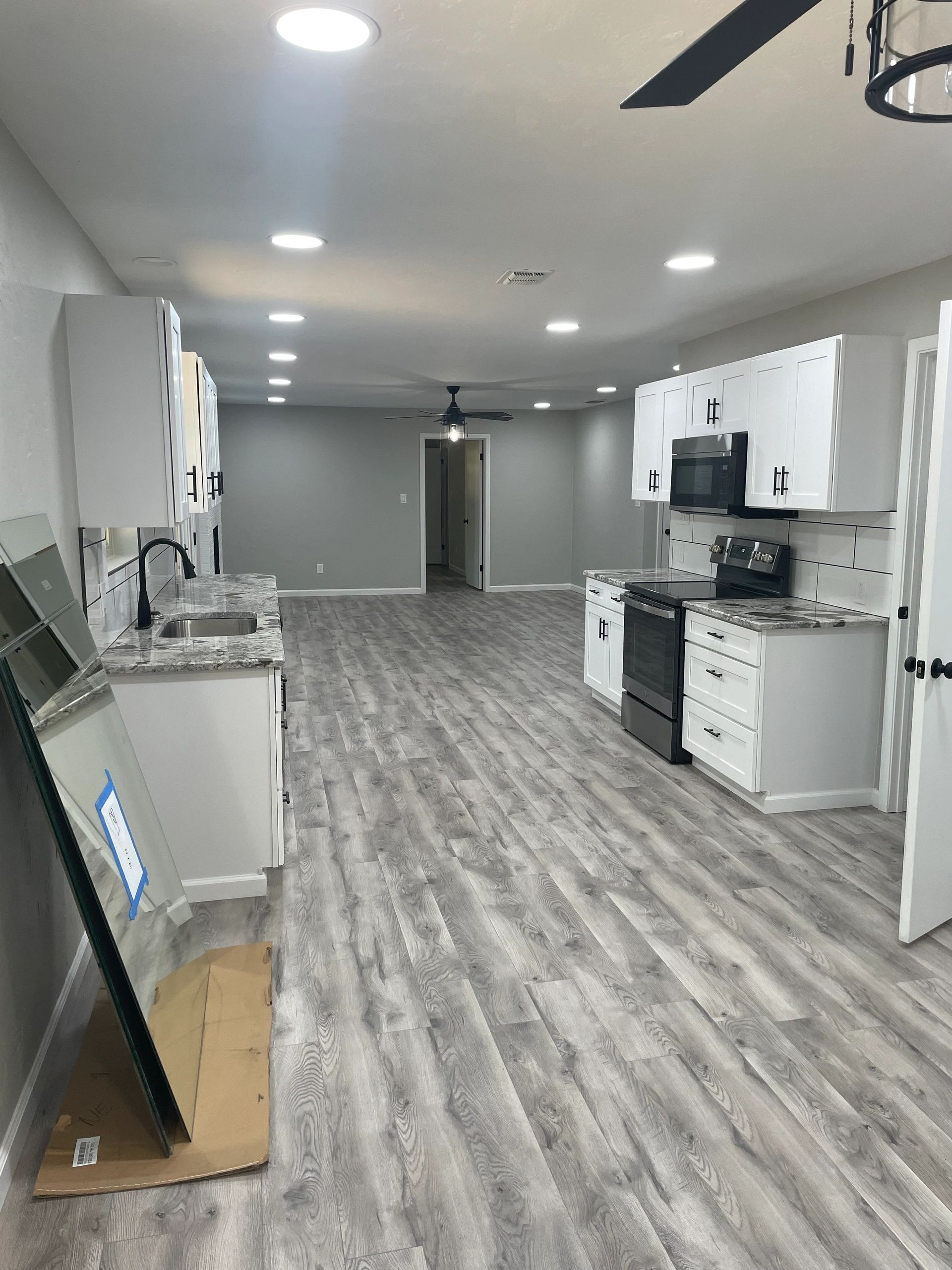 Fully Remodeled Kitchen