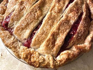 Cranberry Sage Pie © Kate Young 2022