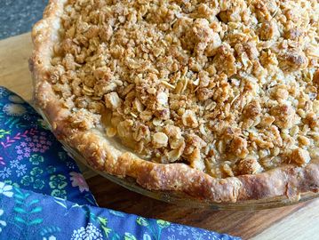 Pear Bourbon Pie © Kate Young 2022