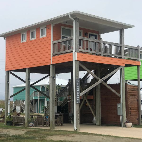 Beach Houses, Holly Beach