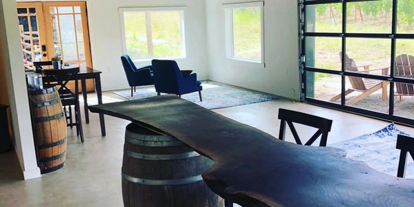 bellingar estates wine tasting room