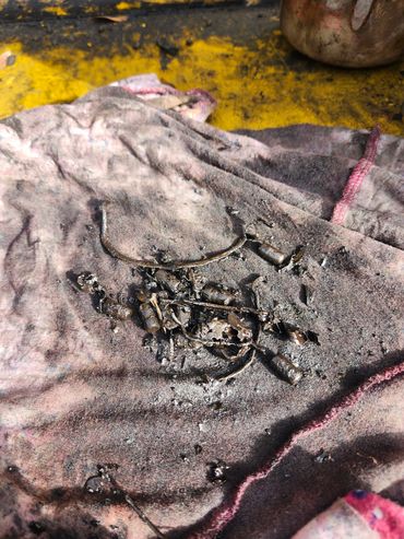 JCB gearbox debris