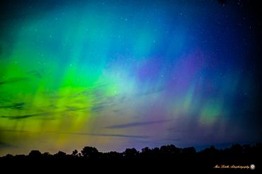 Aurora at the cross roads. Near TK Lawless darksky park 6 second image Nikon Z6 iso800 f/1.8