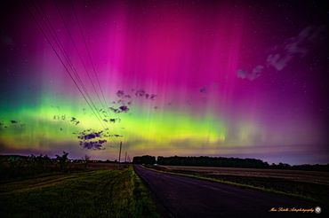 Aurora at the cross roads. Near TK Lawless darksky park 6 second image Nikon Z6 iso800 f/1.8