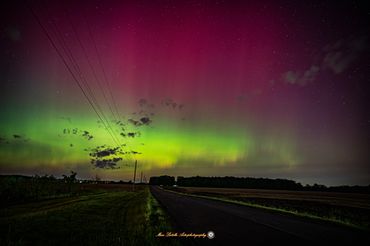 Aurora at the cross roads. Near TK Lawless darksky park 6 second image Nikon Z6 iso800 f/1.8