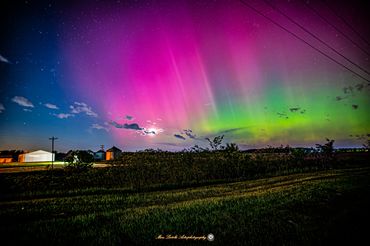 Aurora at the cross roads. Near TK Lawless darksky park 6 second image Nikon Z6 iso800 f/1.8