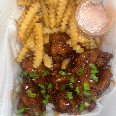 Yummie Snack Box