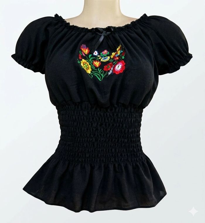 Embroidery blouse 2 sizes available: One size and L size , 8.00 ea 
