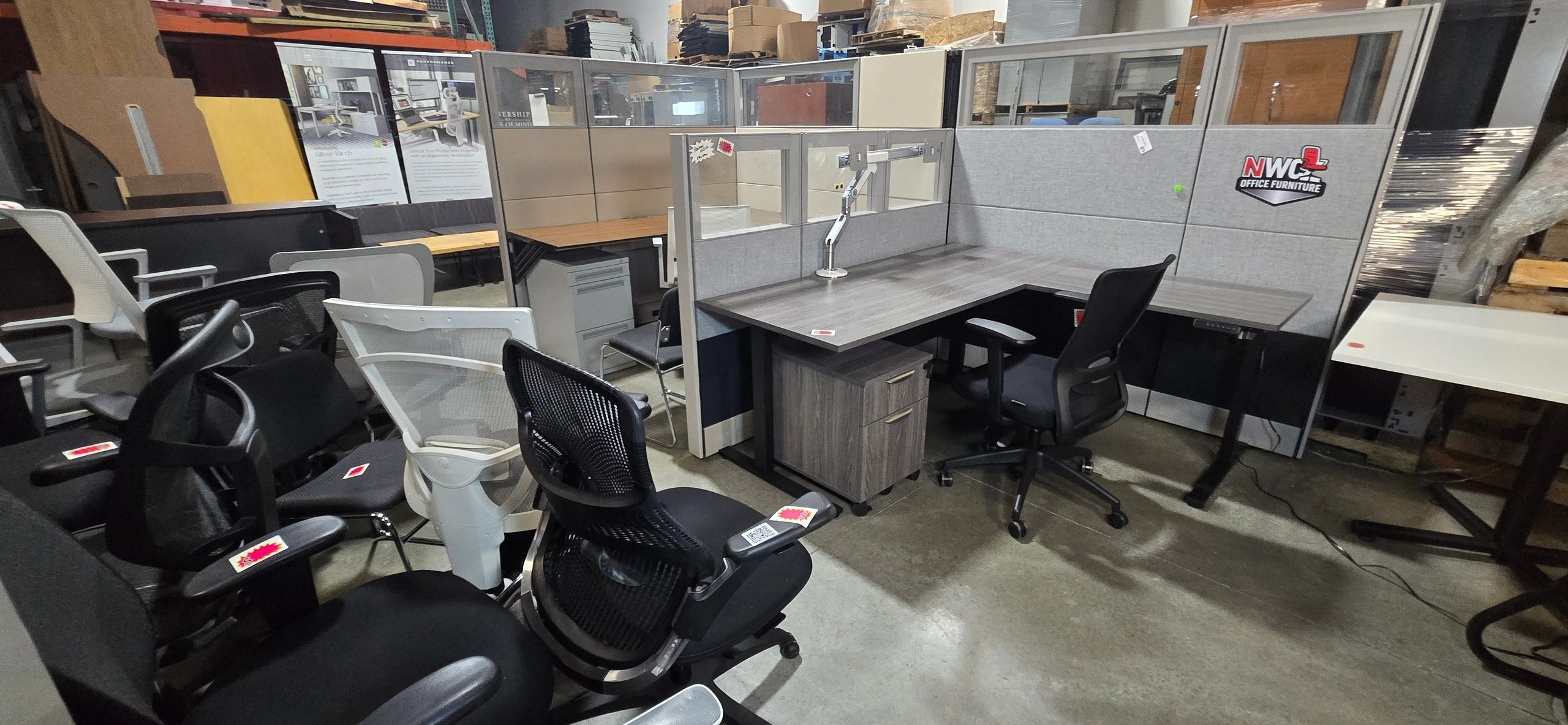Office cubicles & desks at Office Furniture PDX Portland. New & used modular workstations for OR, WA