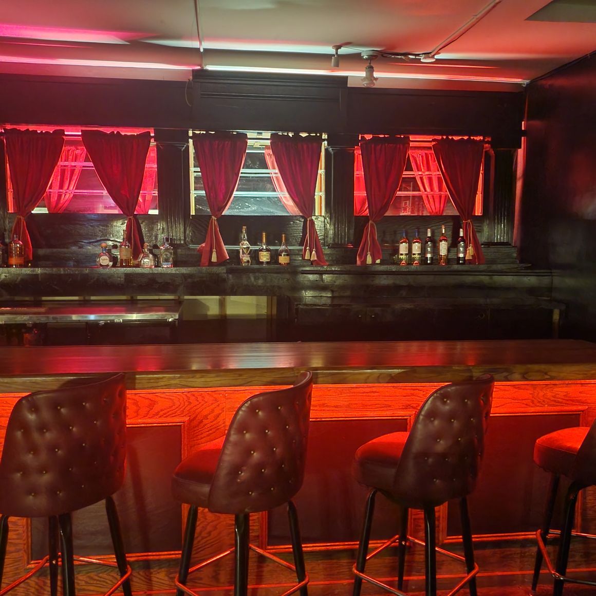 Bar photo 1
